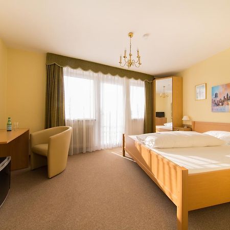 Hotel Simon Gauting Extérieur photo