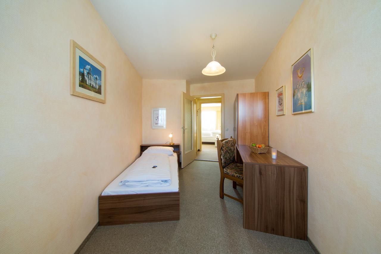 Hotel Simon Gauting Extérieur photo