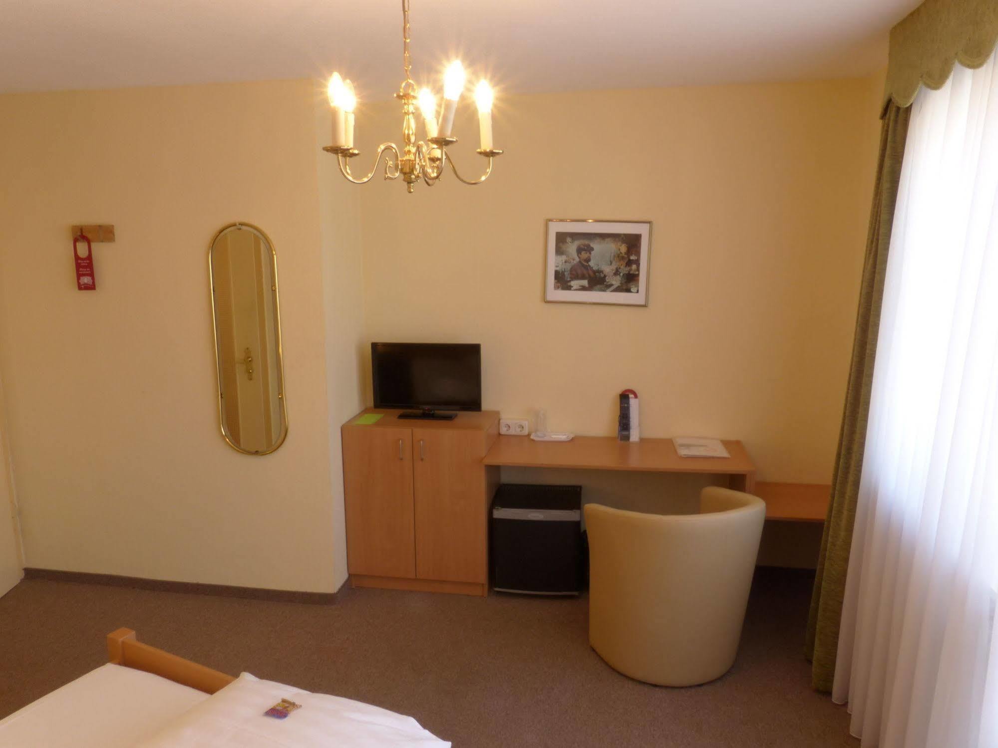 Hotel Simon Gauting Extérieur photo