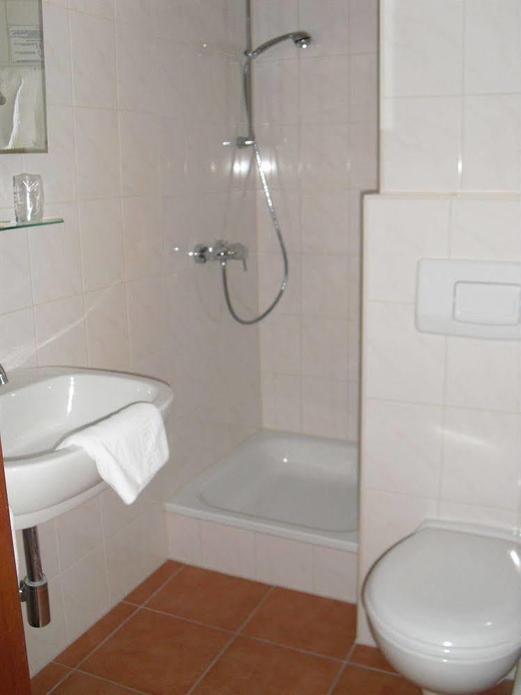 Hotel Simon Gauting Extérieur photo